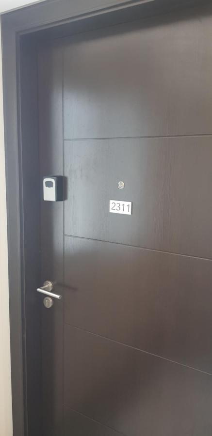 Nice Corner Ayala 1 Bedroom Condo At Heart Of Davao City With Hi Speed Wi Fi Internet Exterior photo
